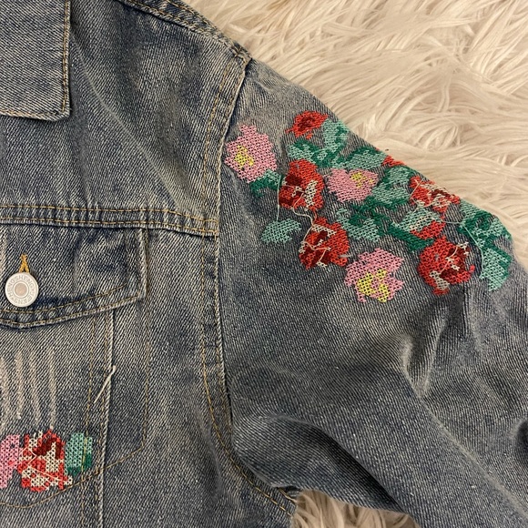 NWT | I.Madeline | Jean jacket-Floral embroidery - Picture 13 of 16